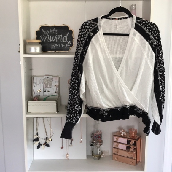 FREE PEOPLE Auxton Thermal Wrap Tie Floral Top - Picture 2 of 7